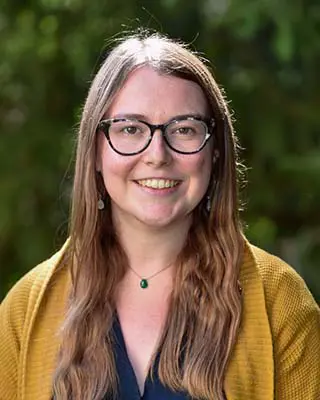 Lindsey Stone